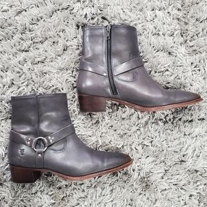 Frye Gray Leather Dara Harness Almond Toe Ankle Bootie Size 11